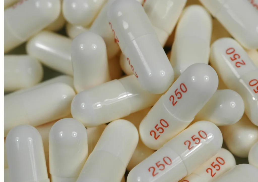 White Fioricet pills